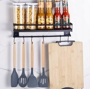 Ścienny uchwyt na przybory kuchenne zawiera 6 haczyków