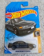 HOT WHEELS NISSAN SKYLINE GT-R BNR32