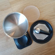 moździerz stalowy, tłuczek, tarka