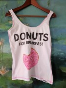 koszulka bokserka top  t-shirt na ramiączkach  donuts for breakfast 