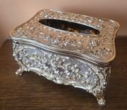 Serwetnik Szkatułka włoska pięknie złocona w stylu Faberge.