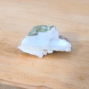 Surowy opal biały kamień naturalny Indie 41,4 g