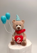 Miś z masy cukrowej na tort urodzinowy + tabliczka z imieniem 