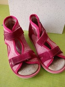 Papcie dla dziewczynki 26