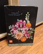 LEGO Botanicals 10342 Piękny bukiet różowych kwiatów