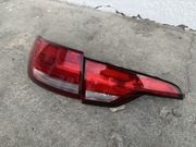 Lampa tylna lewa a4 B9 kombi w błotnik i klapę idealna