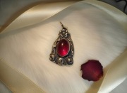 Srebrny Wisior GOTYCKI | Upcycling 875 | Rubinowy Kamień 15g