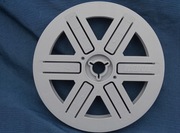 Szpula na taśmę filmową S.8 o średnicy 12,7 cm z otwór na trzpień 12,7mm