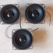 Głośniki 4 omy 5W