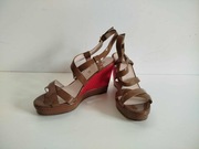 Skórzane buty na koturnie LK Bennett London rozm. 39