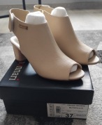 Eleganckie sandałki Monnari rozm. 37