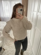Sweter H&M wełniany S/36 podniesione ramiona