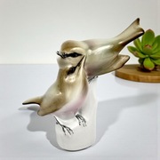 Tulące się ptaki parka Andras Sinko kolekcja Love Zsolnay Węgry lata 30te 