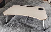 Składany stolik pod laptopa / śniadania - stabilny