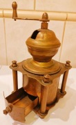 STARY mlynek do kawy na korbke mosiezny 1,019kg BRASS XIXw sprawny kompletn