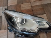 Mitsubishi spacer star lampa przednia prawa LED