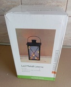 Metalowa latarnia CZARNA z ciepłym lancuchem świetlnym led