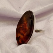 Pierścionek Srebro i Bursztyn