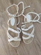 Sandały super wiązanie 41 rozmiar Truffle 