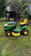 Traktorek John Deere D125