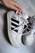 Białe Buty Adidas sneakersy płaskie 38