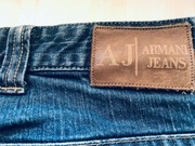 Spodnie Armani Jeans, rozmiar na metce 32x31