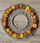 Naturalny wianek na drzwi makrama kwiaty 