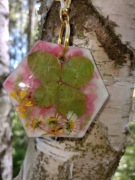breloczek z czterolistną koniczyną "Amulet Śmiałej Duszy"