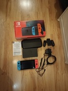 Nintendo Switch 1 V2 komplet, stan bardzo dobry