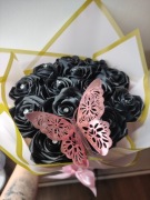 Bukiet satynowych róż czarnych 