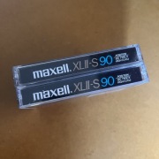 Dwie kasety Maxell XL II S 90 stan bdb