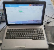 Laptop Lenovo G550 15,6 stan db, sprawny, zasilacz, mysz i podkładka.