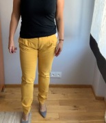 Musztardowe chinosy Mexx z zakładkami 42 NOWE