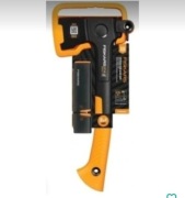 FISKARS X-SERIES X14 Siekiera ciesielska do drewna + Ostrzałka ceramiczna