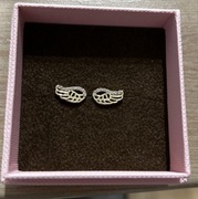 Złote kolczyki skrzydła z cyrkoniami