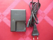 Sony BC-CSGC ładowarka do NP-BG1 NP-FG1 H10 H20 H70 H90 T100 