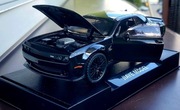 Dodge Chelenger Srt w skali 1 32 