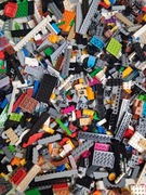 Lego Klocki Oryginalne Mix 1KG z Figurką