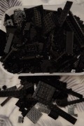 Klocki LEGO używane 1 kg.czarne elementy