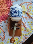 Stary ceramiczny młynek do kawy vintage retro