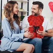 Miś na walentynki w kartoniku 23 cm