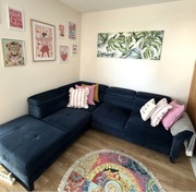 Narożnik granatowy lewostronny sofa regulowane zagłówki funkcja spania