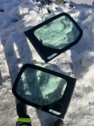 Szyba boczna Berlingo Partner Prawa Lewa