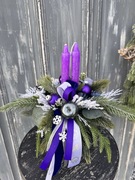 Rewelacyjny świąteczny stroik w fioletowej tonacji