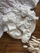 Białe skarpetki z opaską dla niemowlaka koronkowa kokarda  0-6 6-12 