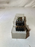 Przekaźnik R15 4PDT cewka 10A 12V 7 sztuk LUMEL