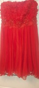 Sukienka  tiulowa  czerwona 