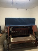 Wibroprasa krocząca 