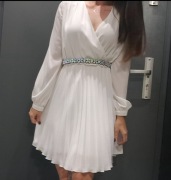 Sukienka biała Lola rozm. 38 pasek GRATIS
