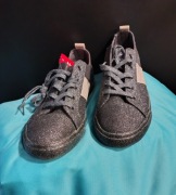 Buty damskie Kendall + Kylie Obey/Olea, brokatowe, rozmiar 39.